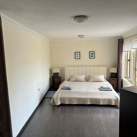 Groundfloor Apartment By The Sea, Fabulous Views San Pawl il-Baħar Zewnętrze zdjęcie